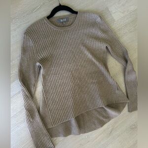 Beige ribbed knit crew neck cashmere sweater